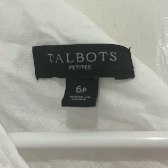 Talbots White Sleeveless Blouse with Front eyelet design 6 P - Picture 5 of 6